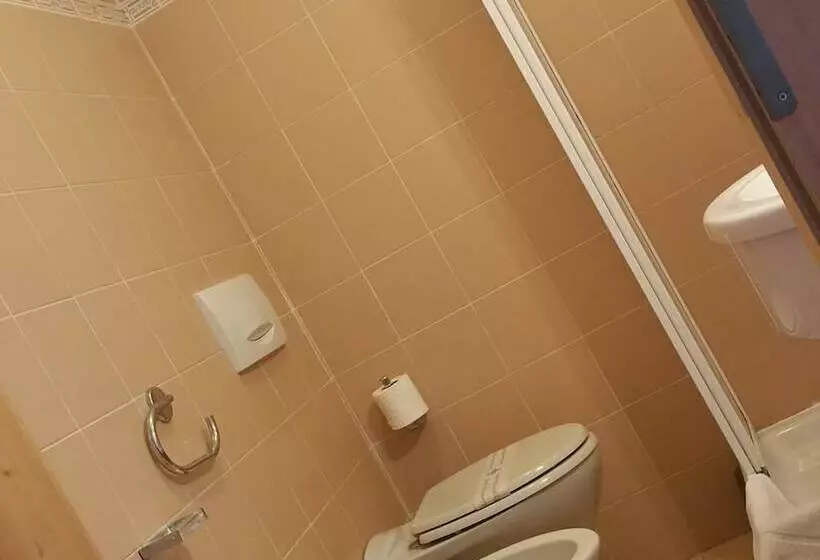 اتاق استاندارد سه نفره, Chalet Del Sole