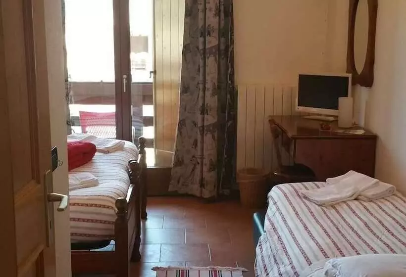 اتاق استاندارد سه نفره, Chalet Del Sole