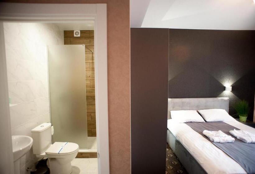 חדר סטנדרט עם מיטת קינג, Biruza Club