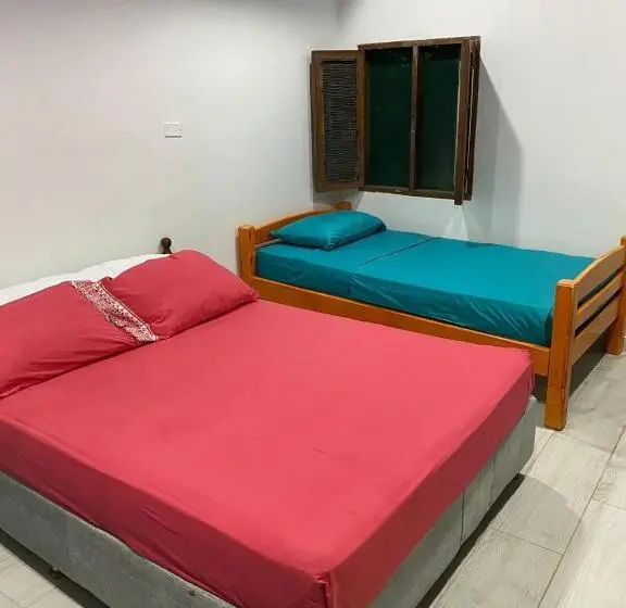 ベーシックトリプルルーム, Isla Los Erizos Ecohouse