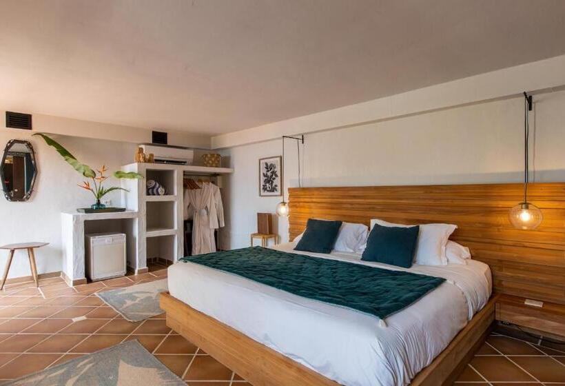 اتاق لوکس با تخت بزرگ, The Paradise Peak Adults Only