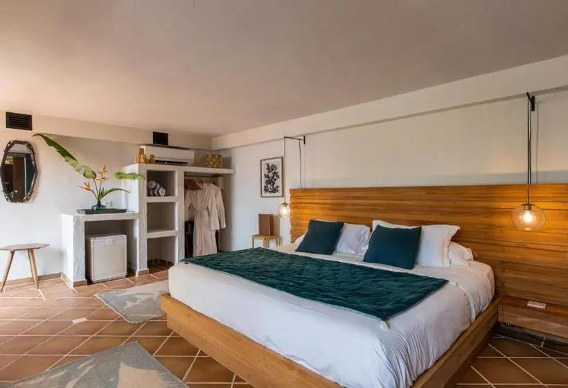اتاق لوکس با تخت بزرگ, The Paradise Peak Adults Only