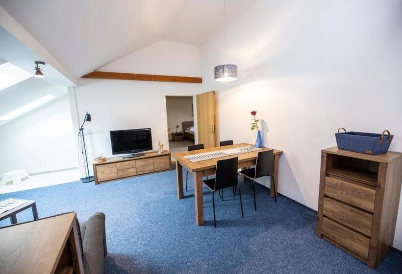 スイート, Penzion Královské Lázně