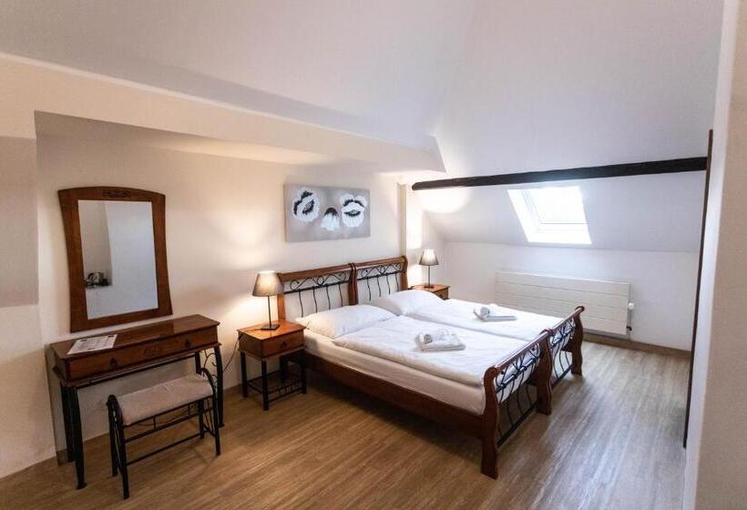 スタンダードインサイドビュールーム, Penzion Královské Lázně