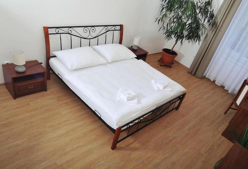 スタンダードルーム, Penzion Královské Lázně