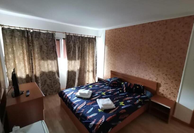 جناح, Vila Cristal Costinesti