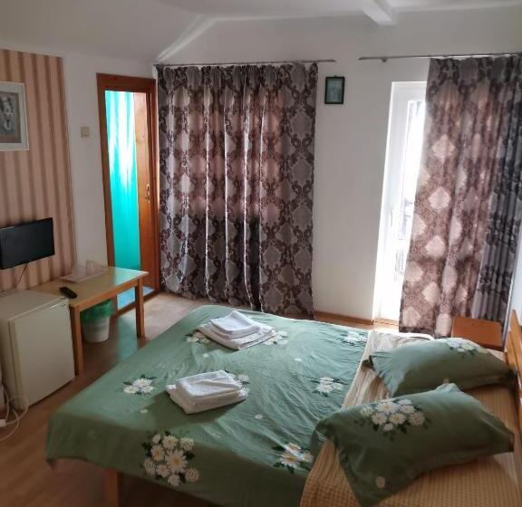 اتاق اکونومی, Vila Cristal Costinesti