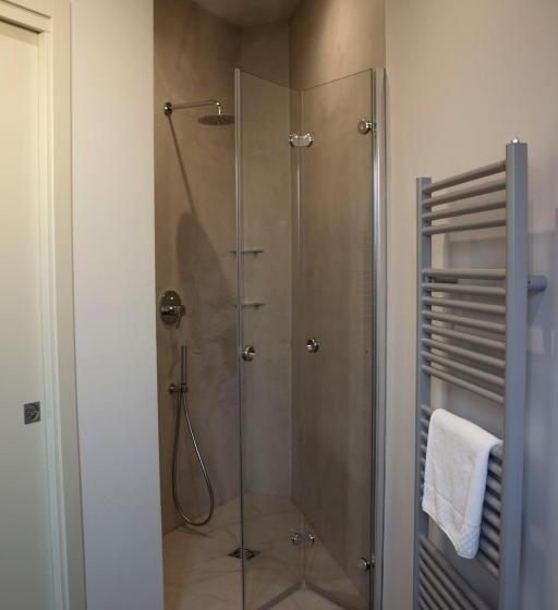 غرفة قياسية مزوَّدة بشُرفة, Palazzo Belli