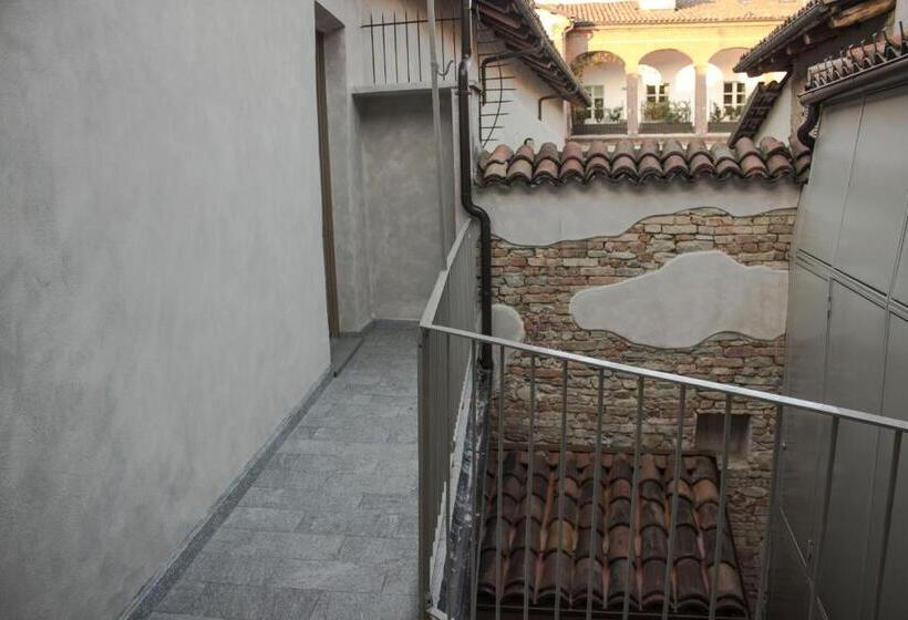 غرفة إدارية ثلاثية, Palazzo Belli