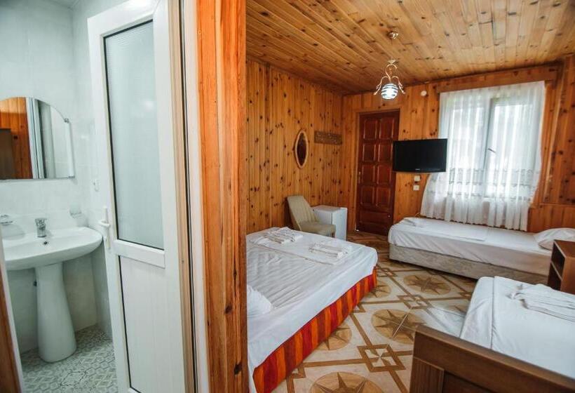 اتاق استاندارد با تخت دوبل, Guest House Nia