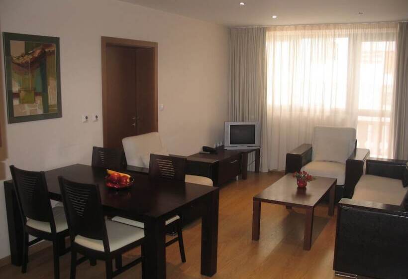 דירת שני חדרים עם מרפת, Aparthotel Winslow Highland