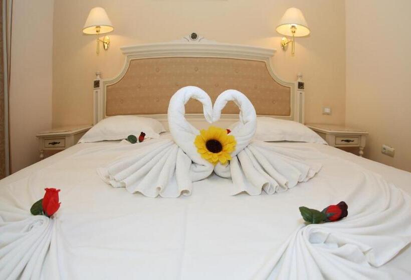סוויטה נוף לים, Duni Marina Beach Hotel   All Inclusive