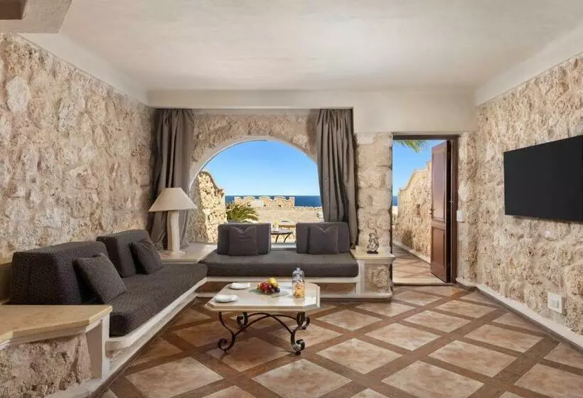 اتاق لوکس با چشمانداز دریا, Pickalbatros Citadel Resort Sahl Hasheesh