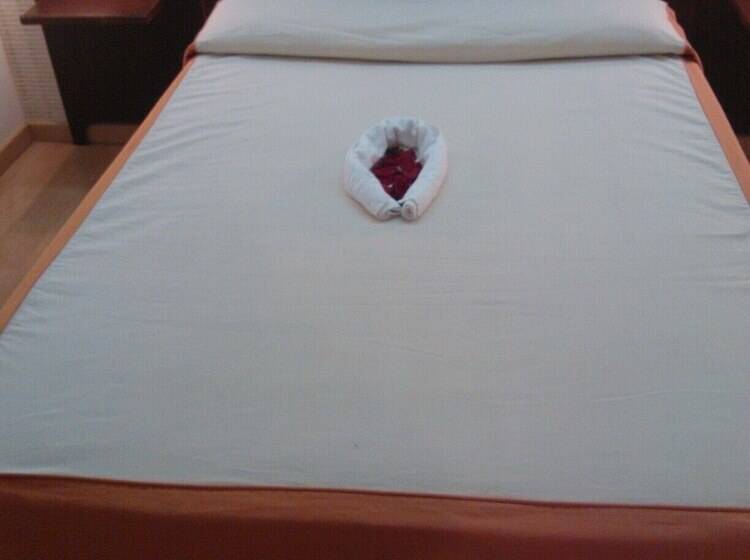 חדר סטנדרט, Alfageme