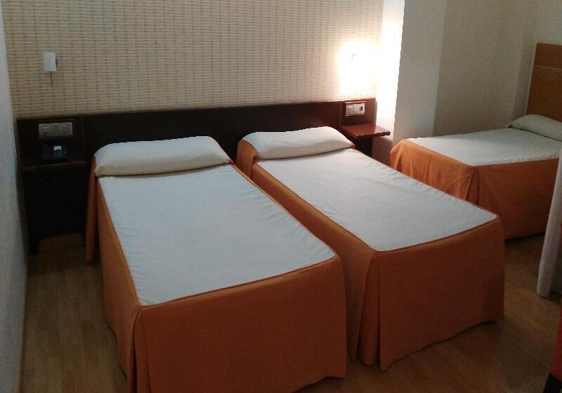 חדר סטנדרט לשלושה, Alfageme