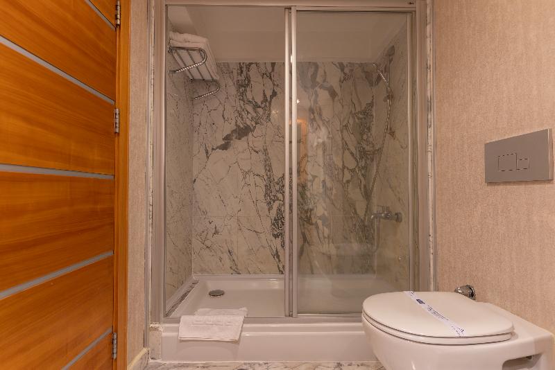 اتاق استاندارد سه نفره, Ankara Plaza