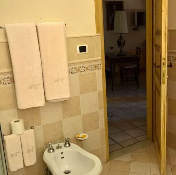 חדר סטנדרט, Antichi Feudi Dimora D'Epoca