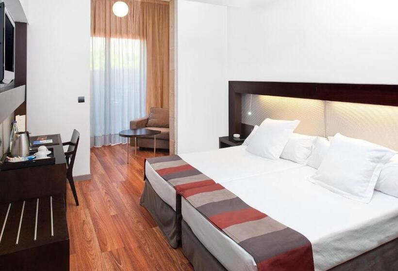 اتاق سوپریور, Catalonia Port