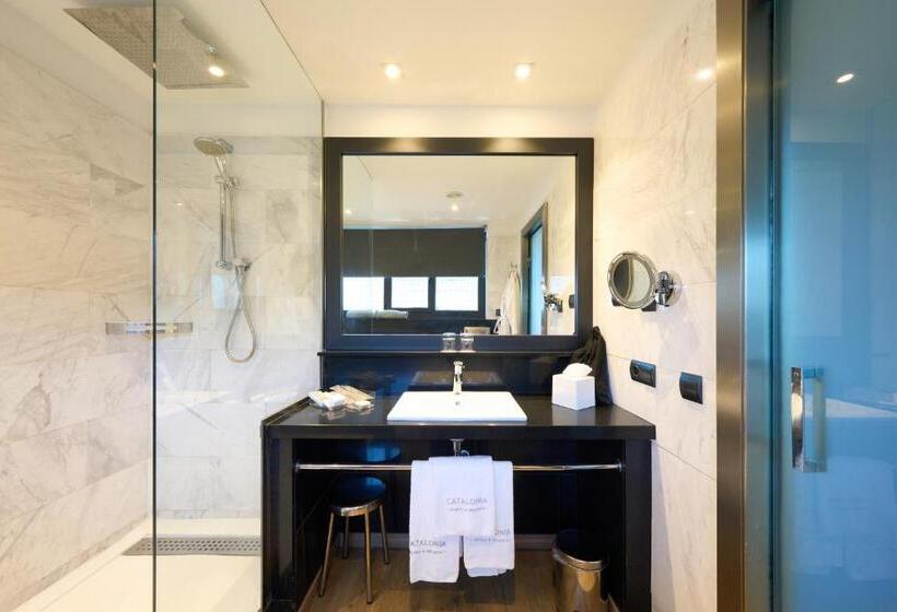 سوییت جونیور, Catalonia Port