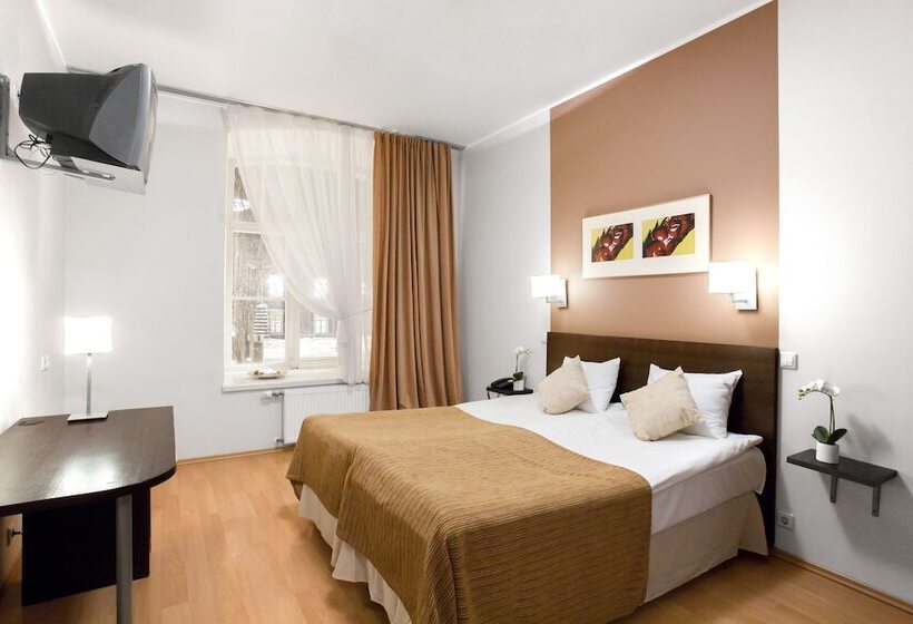 غرفة قياسية مطلّة علي الحديقة, City Hotel Tallinn By Unique Hotels