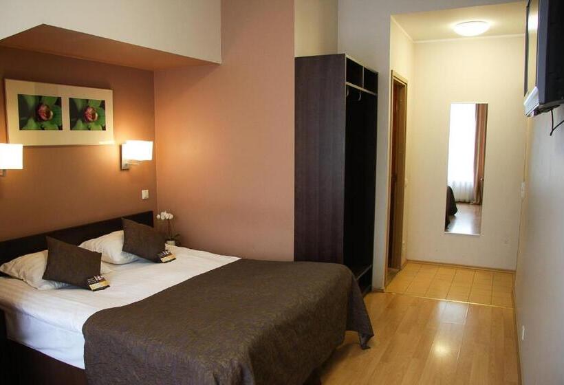 اتاق استاندارد با چشم‌انداز باغ, City Hotel Tallinn By Unique Hotels