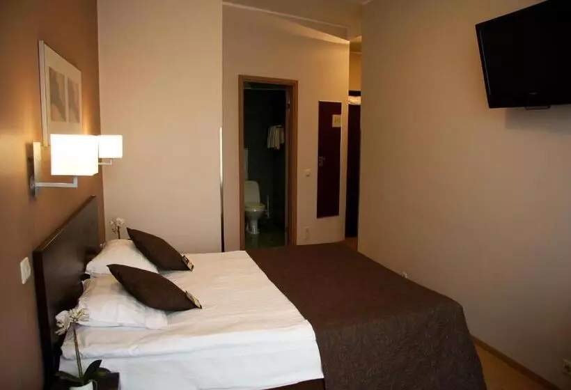 اتاق استاندارد با چشم‌انداز باغ, City Hotel Tallinn By Unique Hotels