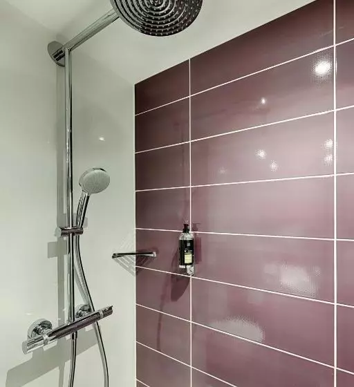 اتاق خانوادگی, Premier Inn Köln City Mediapark