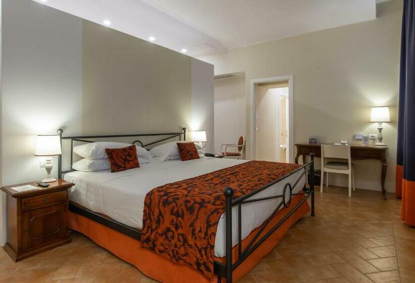 Suite, Donna Camilla Savelli   Vretreats