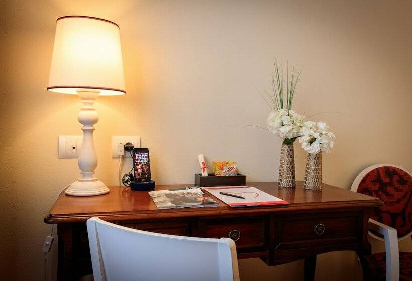 Superior Kamer, Donna Camilla Savelli   Vretreats