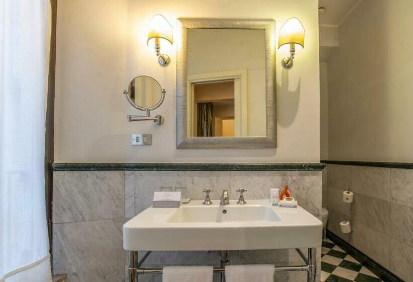 Executive Kamer, Donna Camilla Savelli   Vretreats