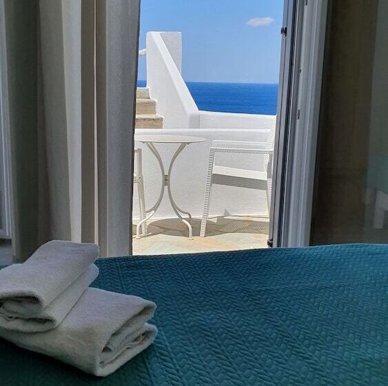 스탠다드 룸, Gorgona