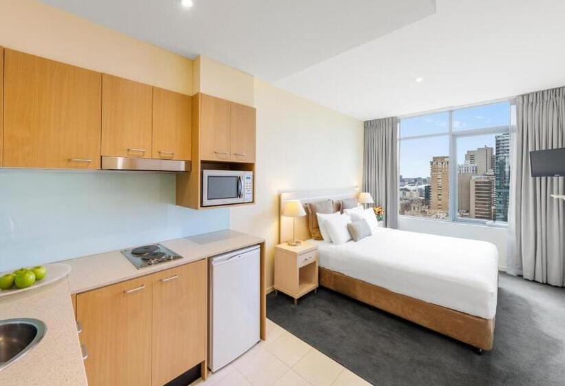 إستوديو قياسى, Oaks Melbourne On Lonsdale Suites