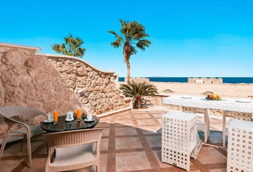 اتاق لوکس با چشمانداز دریا, Pickalbatros Citadel Resort Sahl Hasheesh