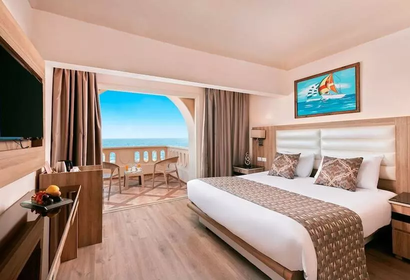 اتاق خانوادگی با چشمانداز دریا, Pickalbatros Citadel Resort Sahl Hasheesh