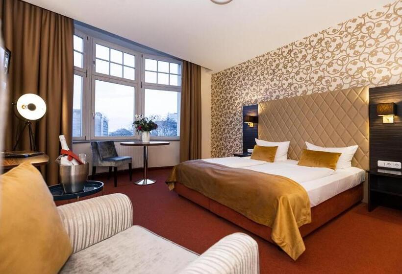 Номер Стандарт, Royal International Leipzig