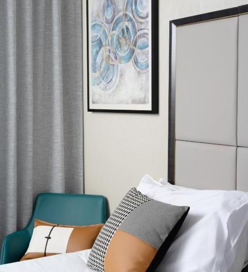 חדר סטנדרט מקשר, Royal Pacific