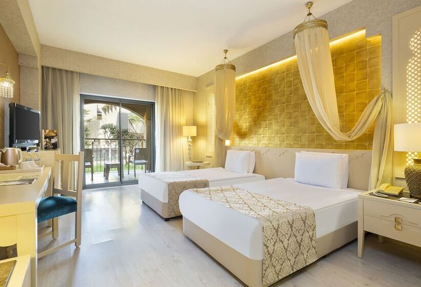 غرفة عائلية, Spice Hotel & Spa