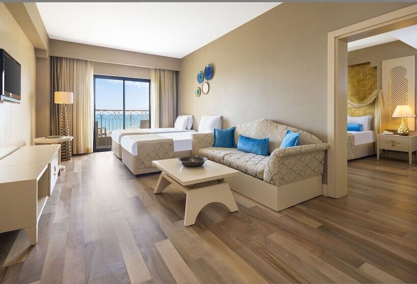 جناح, Spice Hotel & Spa