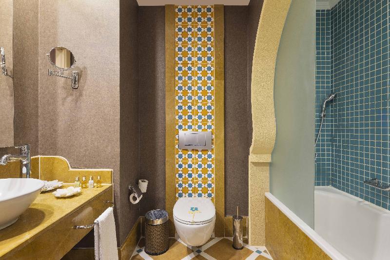 غرفة قياسية مطلّة علي البحر, Spice Hotel & Spa