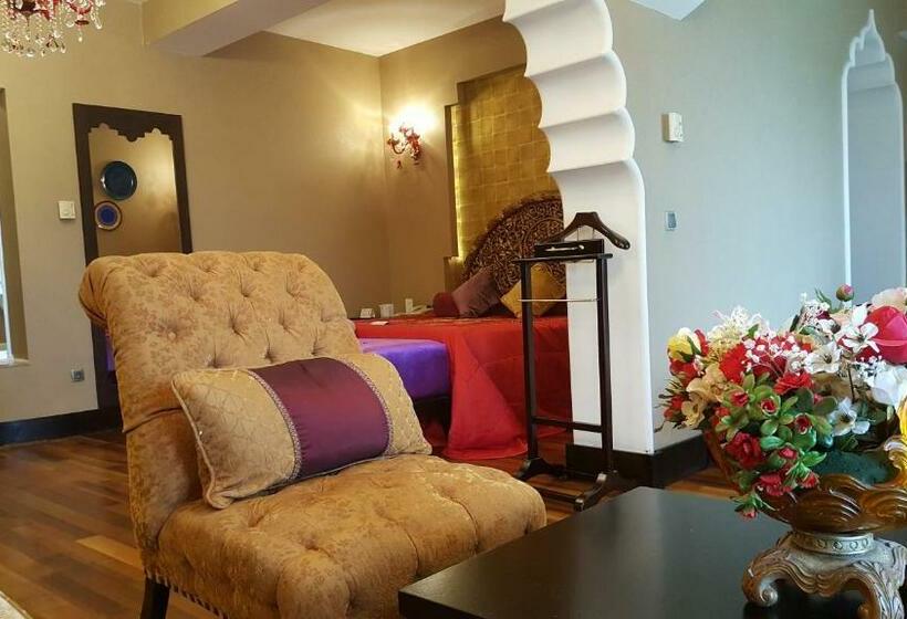 جناح, Spice Hotel & Spa