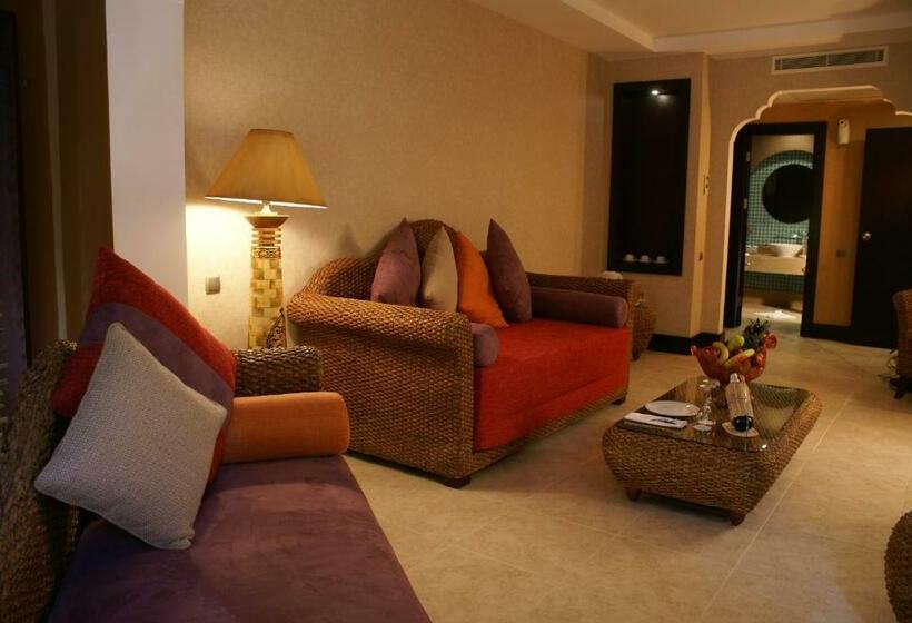 ‫فيلا غرفة نوم واحدة, Spice Hotel & Spa