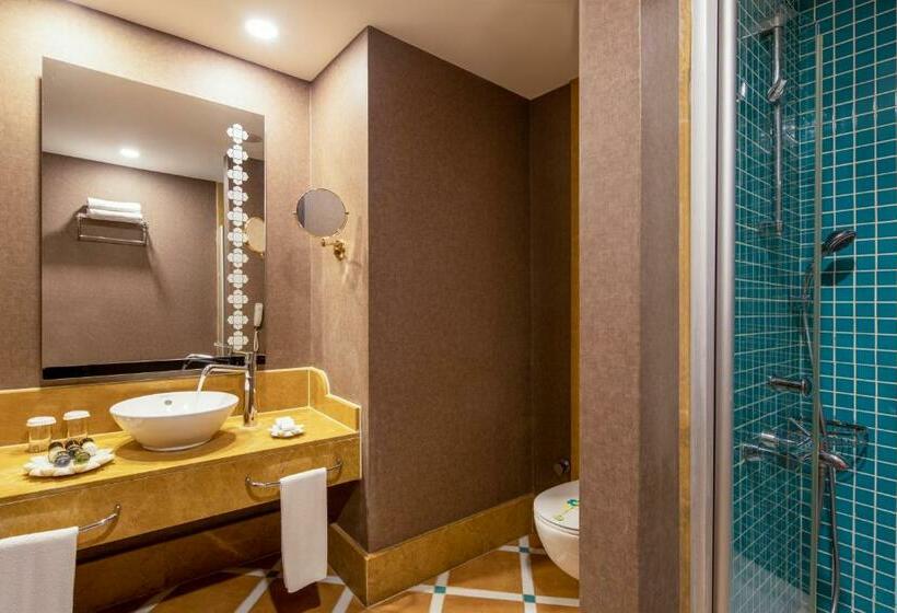 جناح دوبلكس, Spice Hotel & Spa