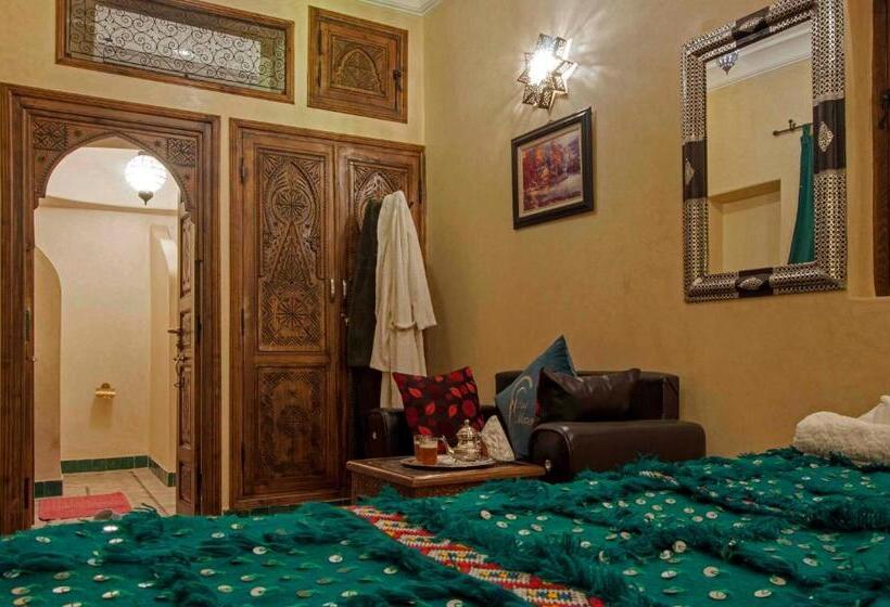 デラックスルーム, Riad Merzouga