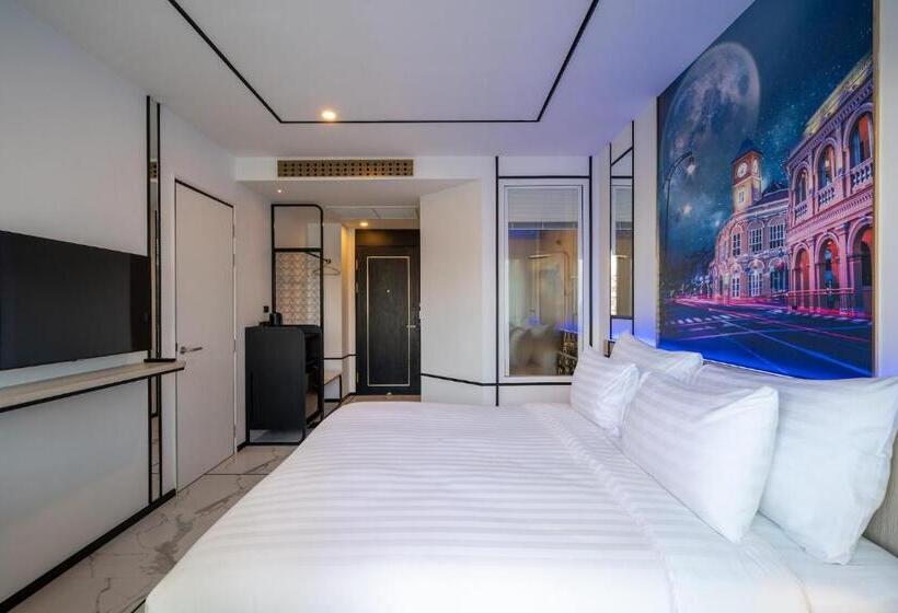 스탠다드 룸 킹사이즈 침대, Ratri Hotel Phuket Old Town
