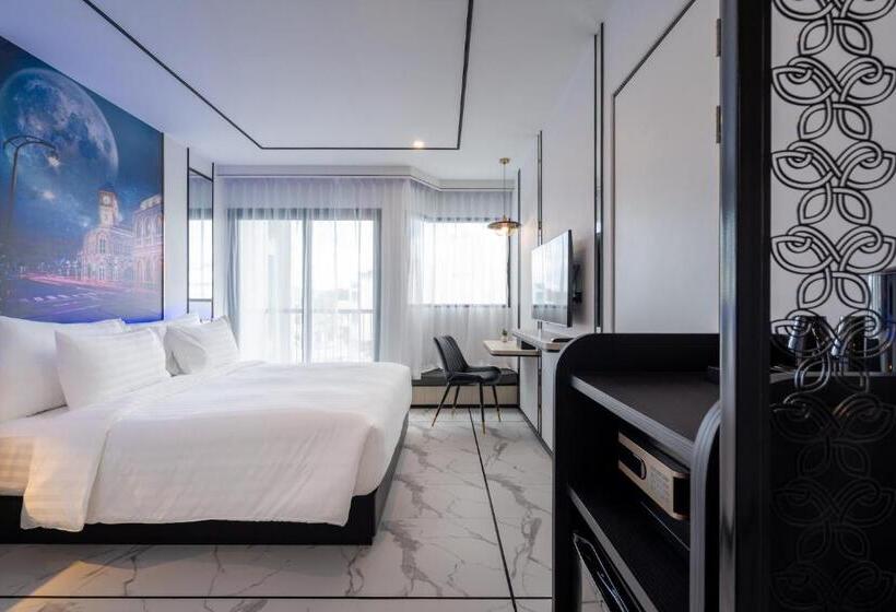스탠다드 룸 킹사이즈 침대, Ratri Hotel Phuket Old Town
