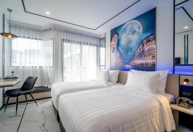 디럭스 룸, Ratri Hotel Phuket Old Town