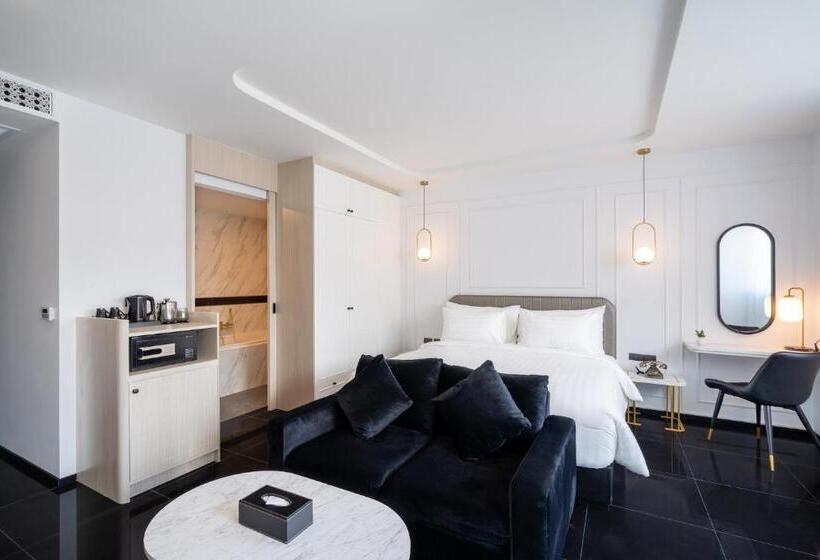 프리미엄 룸, Ratri Hotel Phuket Old Town