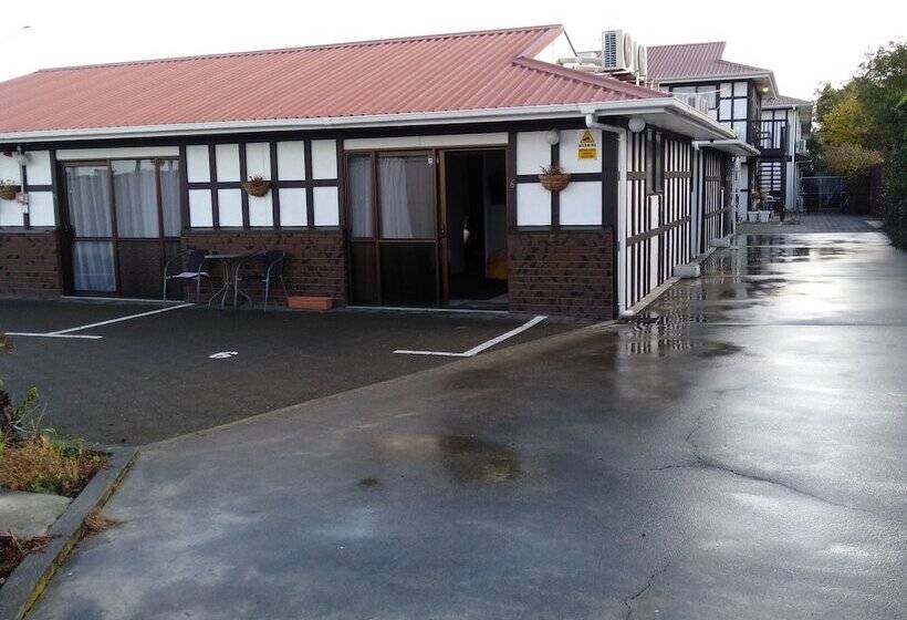 침실 1개 아파트, Albatross Motel