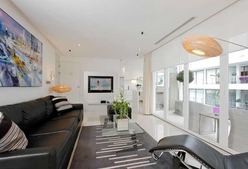 جناح ديلوكس, Byd Lofts   Boutique Hotel & Serviced Apartments   Patong Beach, Phuket