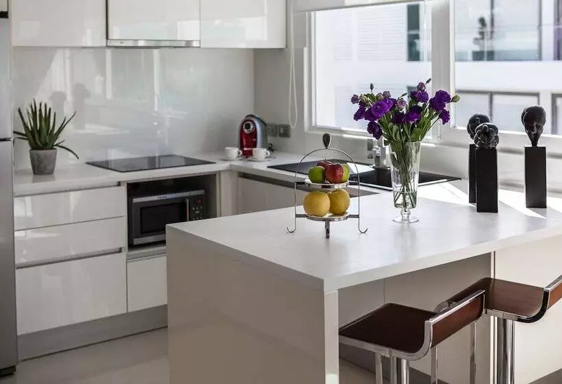 سوییت لوکس, Byd Lofts   Boutique Hotel & Serviced Apartments   Patong Beach, Phuket